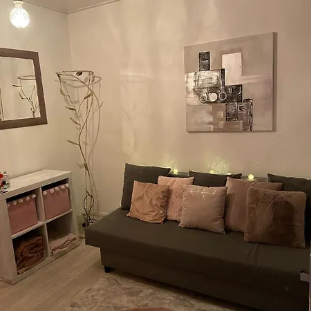 Apartment Au Bas De Montmartre ! *